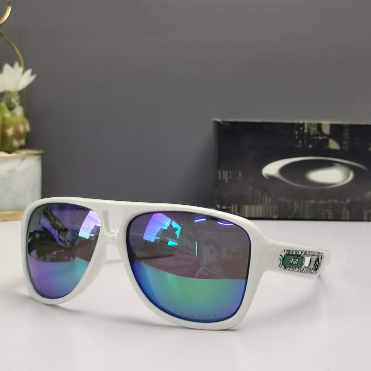 Picture of Oakley Sunglasses _SKUfw66123997fw